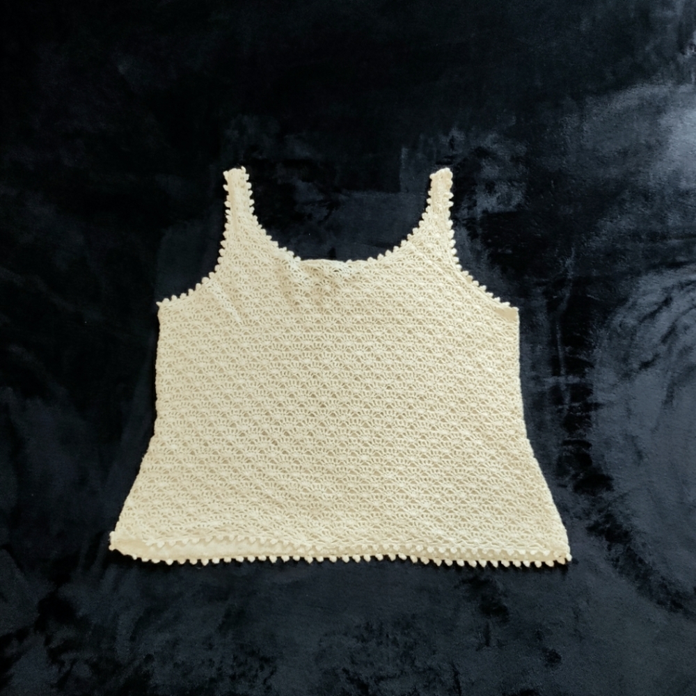 Crochet lined tank
